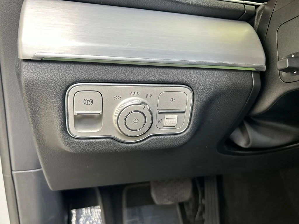 Used 2025 Silver Mercedes-Benz GLE 350 image 45