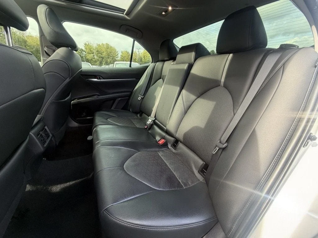 Used 2020 Wind Chill Pearl Toyota XSE Automatic w/ Navigation, Panoramic Roof & Two-Tone Roof image 26
