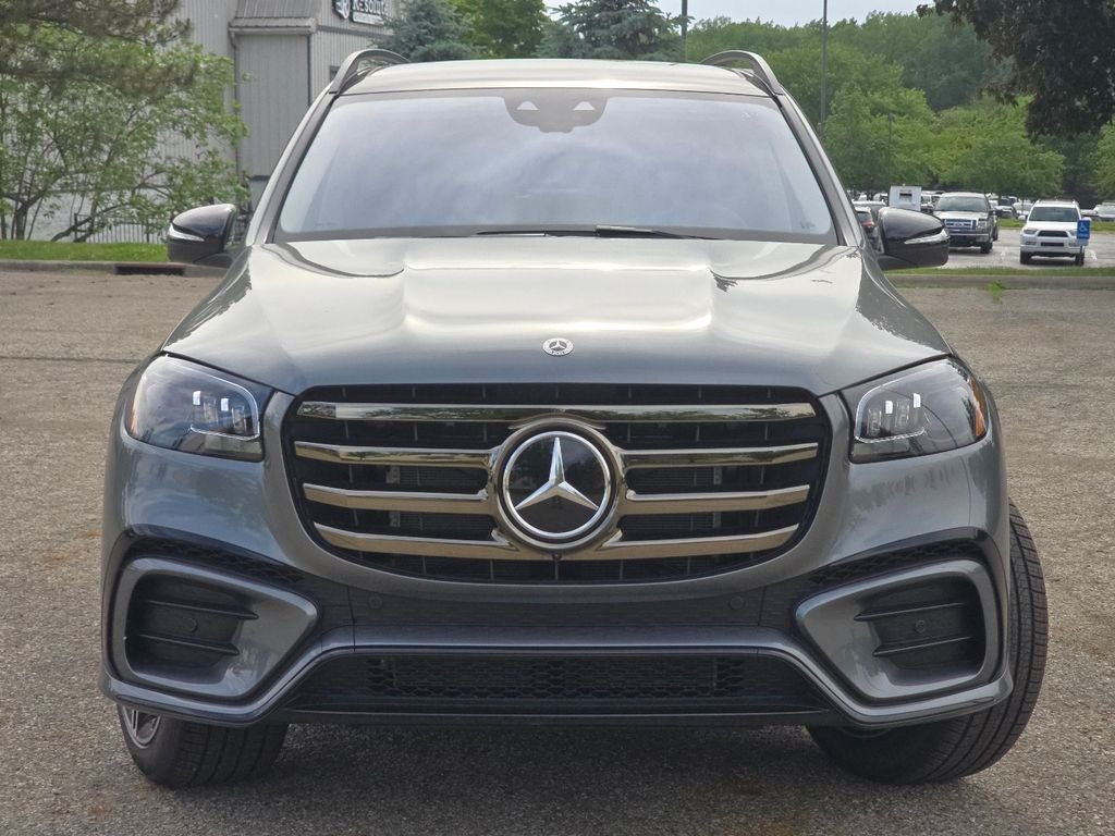 New 2026 Selenite Grey Metallic Mercedes-Benz GLS 450 image 11