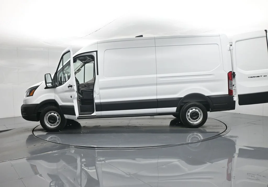 New 2026 White Ford Base image 31