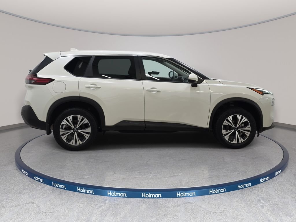 Used 2023 Pearl White Tricoat Nissan SV image 5