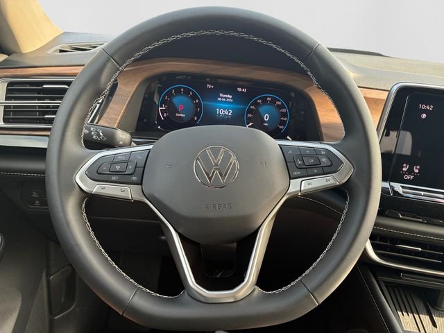 New 2026 Silver Mist Volkswagen SE image 11