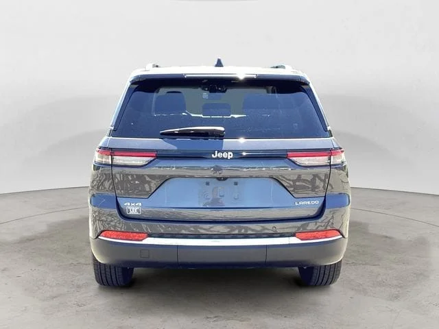 Certified Used 2023 Gray Metallic Jeep Laredo X image 4
