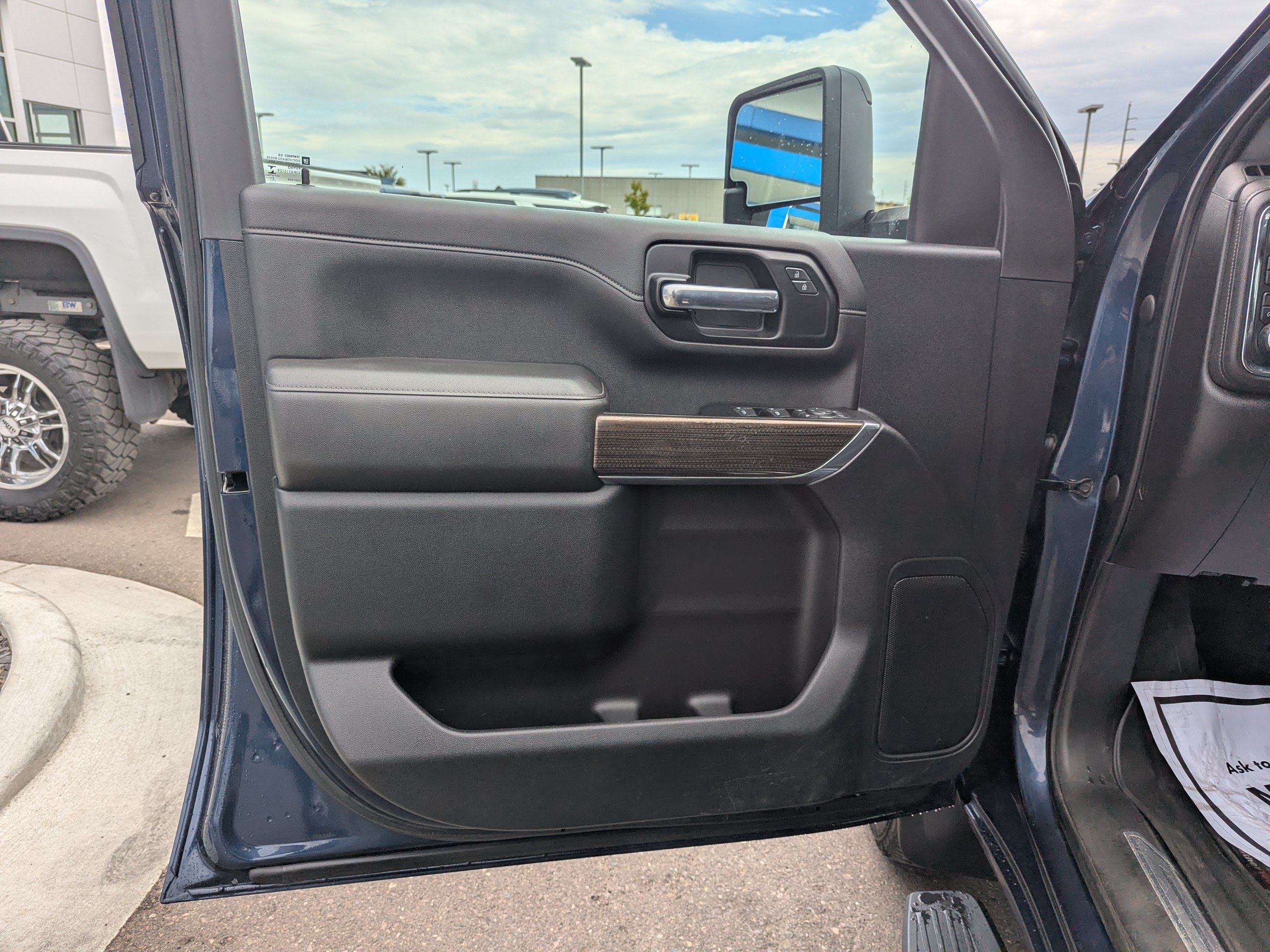 2022 Chevrolet Silverado 2500HD LT - Photo 10