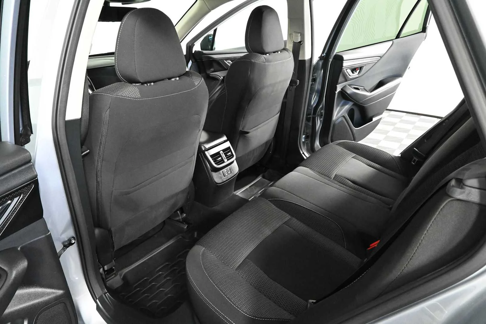 Used 2023 Ice Silver Metallic Subaru Premium image 14