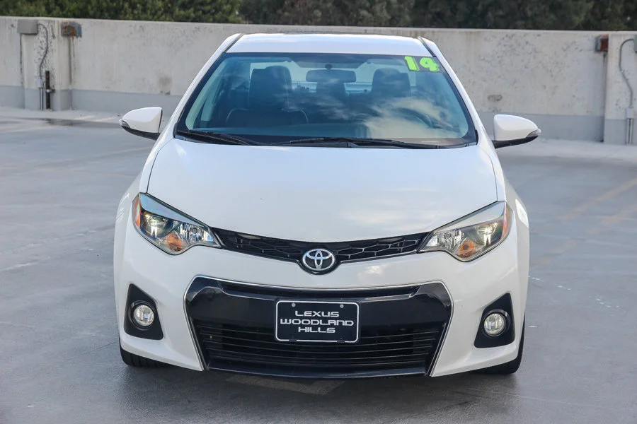 Used 2014 White Toyota S Plus image 2