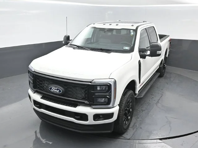 New 2027 Star White Metallic Tri-Coat Ford F-350® Lariat® image 24