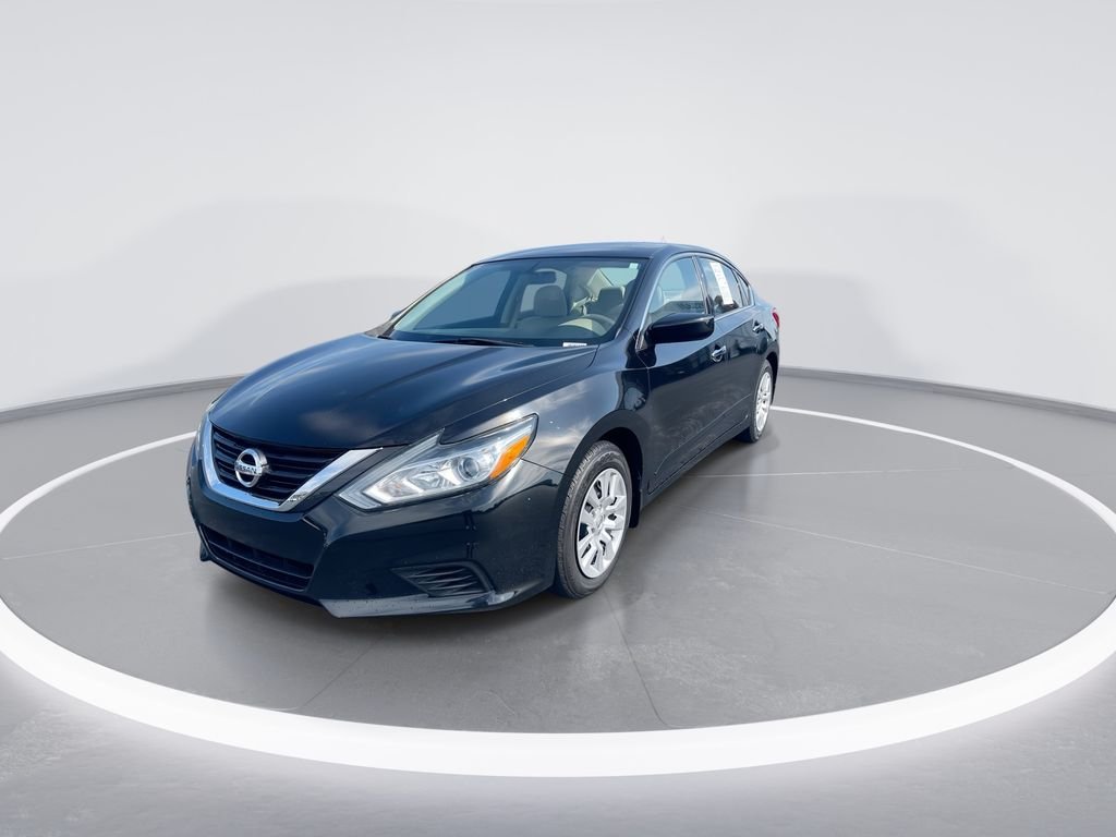 Used 2017 Black Nissan 2.5 S image 4