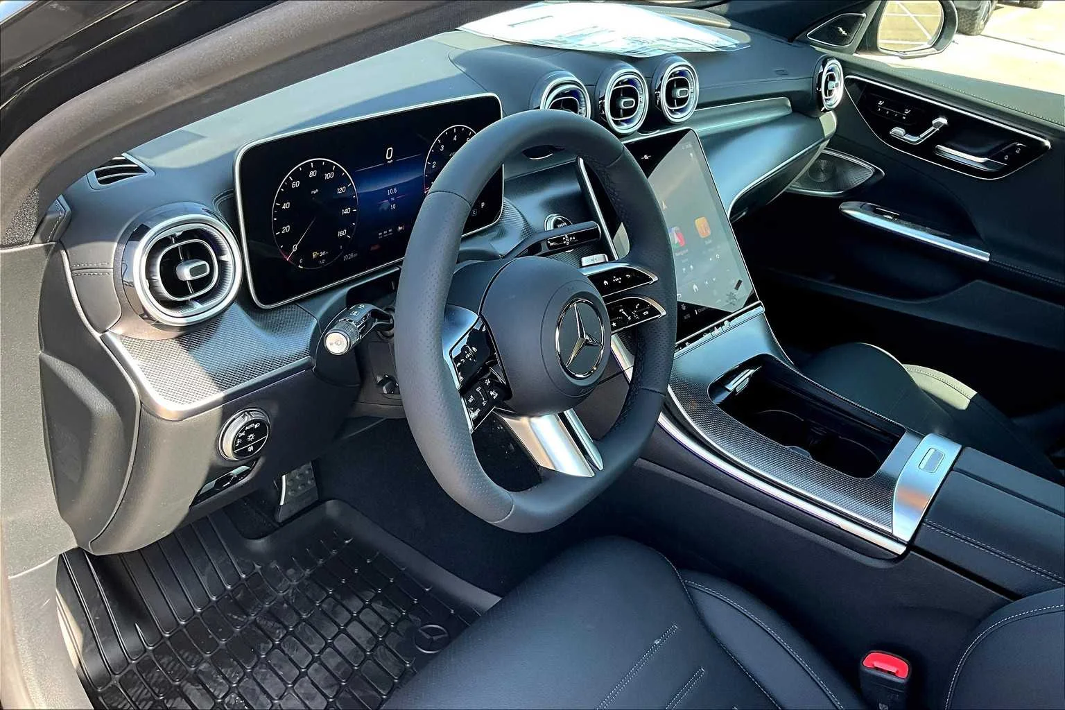 2025 Mercedes-Benz C-Class Sedan C 300 - Photo 8