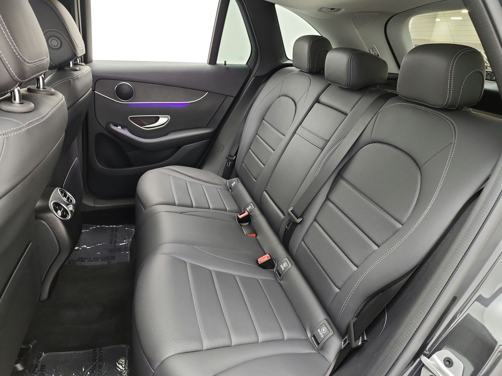 Used 2022 Graphite Grey Metallic Mercedes-Benz GLC 300 SUV image 12