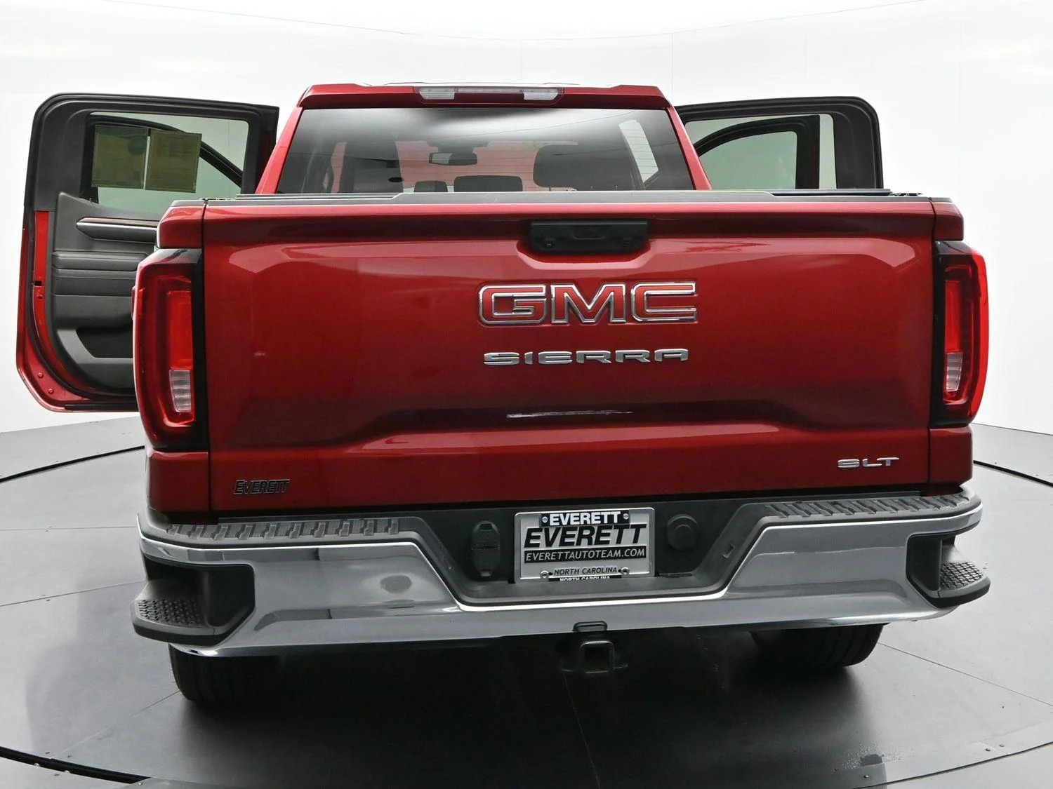 Used 2023 Volcanic Red Tintcoat GMC SLT image 45