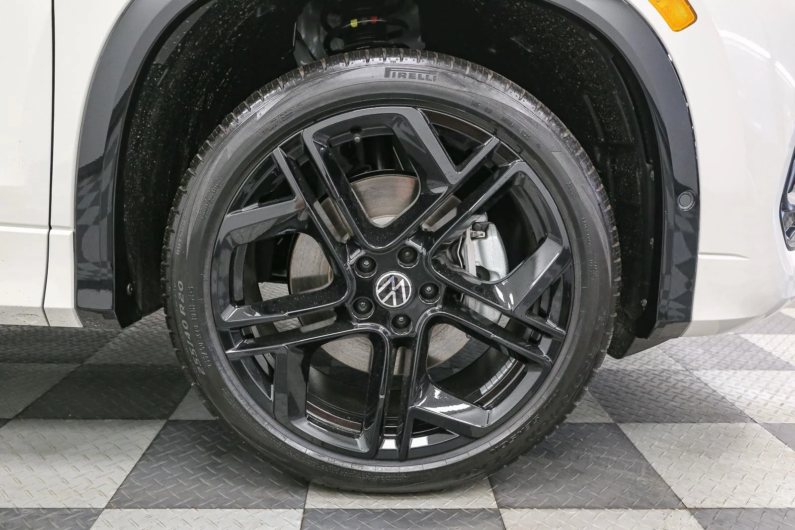 New 2026 Sandstone Volkswagen SE R-Line Black image 14