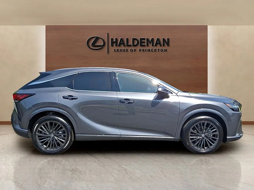 Used 2026 Gray Lexus 350h Premium image 7