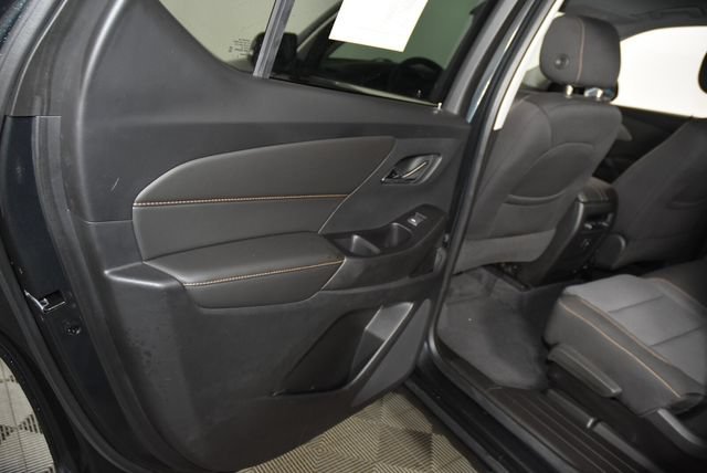 Used 2020 GRAPHITE METALLIC Chevrolet LT Cloth image 26
