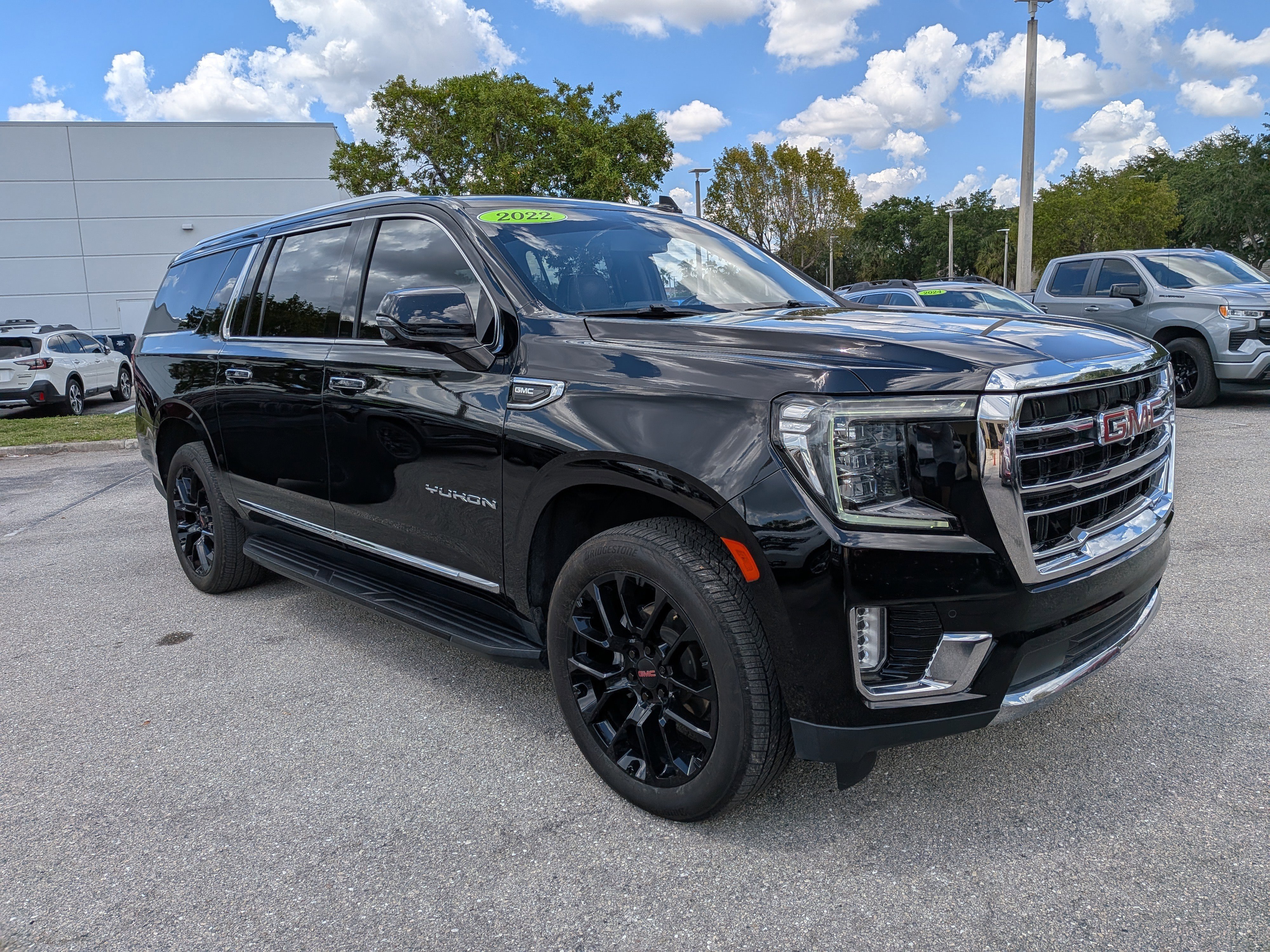 2022 GMC Yukon 4WD SLT's photo