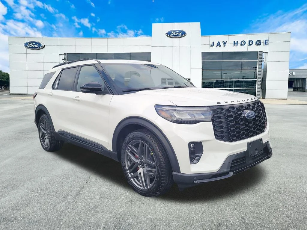 2026 Ford Explorer ST 4WD's photo