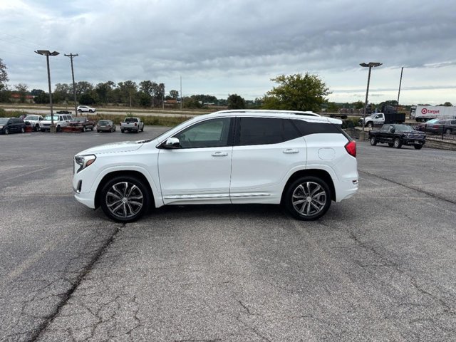 Certified Used 2018 SUMMIT WHITE GMC Denali image 2