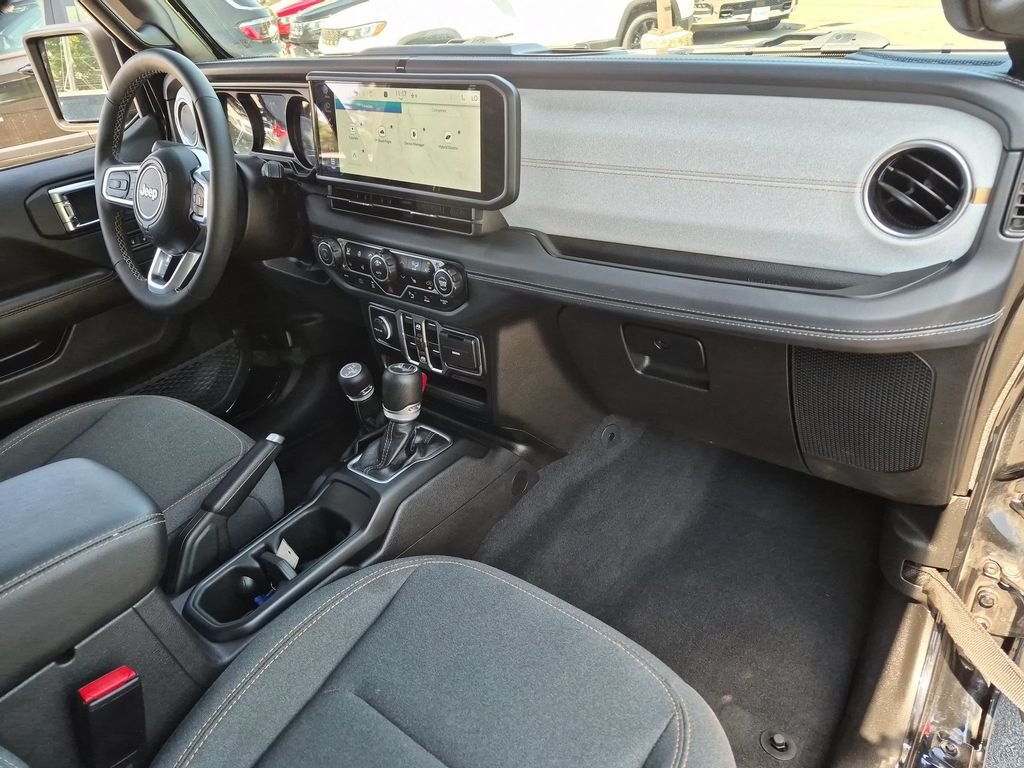 Certified Used 2025 Black Jeep Sahara 4xe image 30