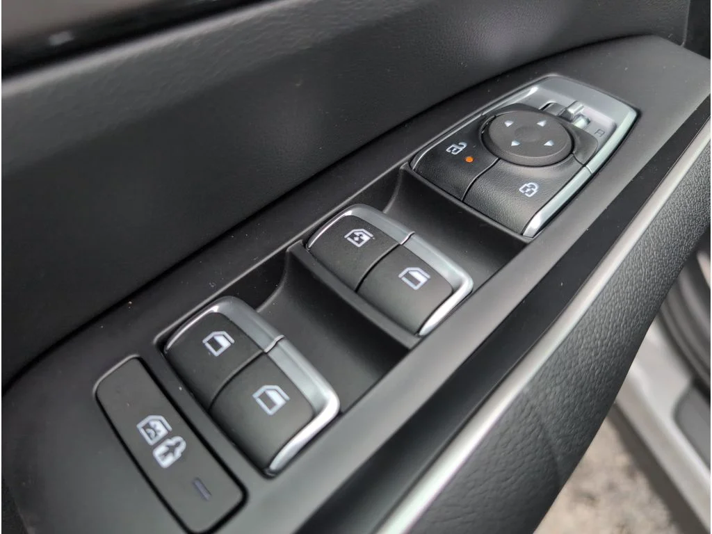 New 2026 Wolf Gray Kia S image 12
