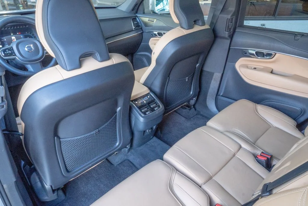 Used 2023 Silver Volvo Ultimate image 18