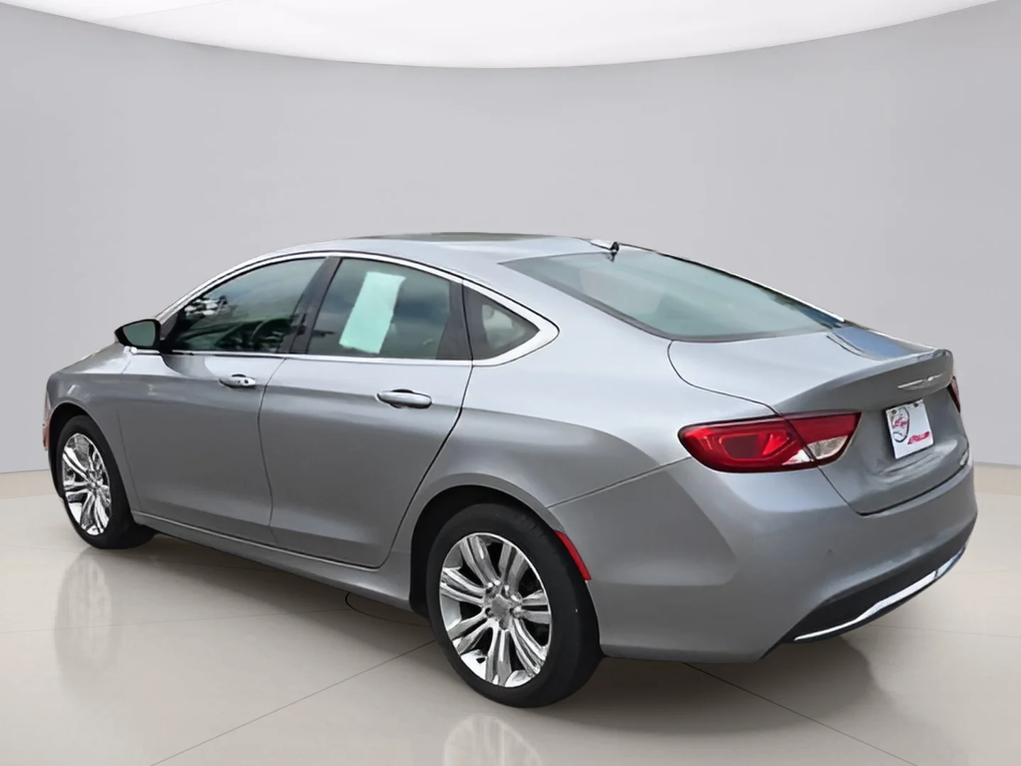 Used 2015 Silver Chrysler LIMITED image 6