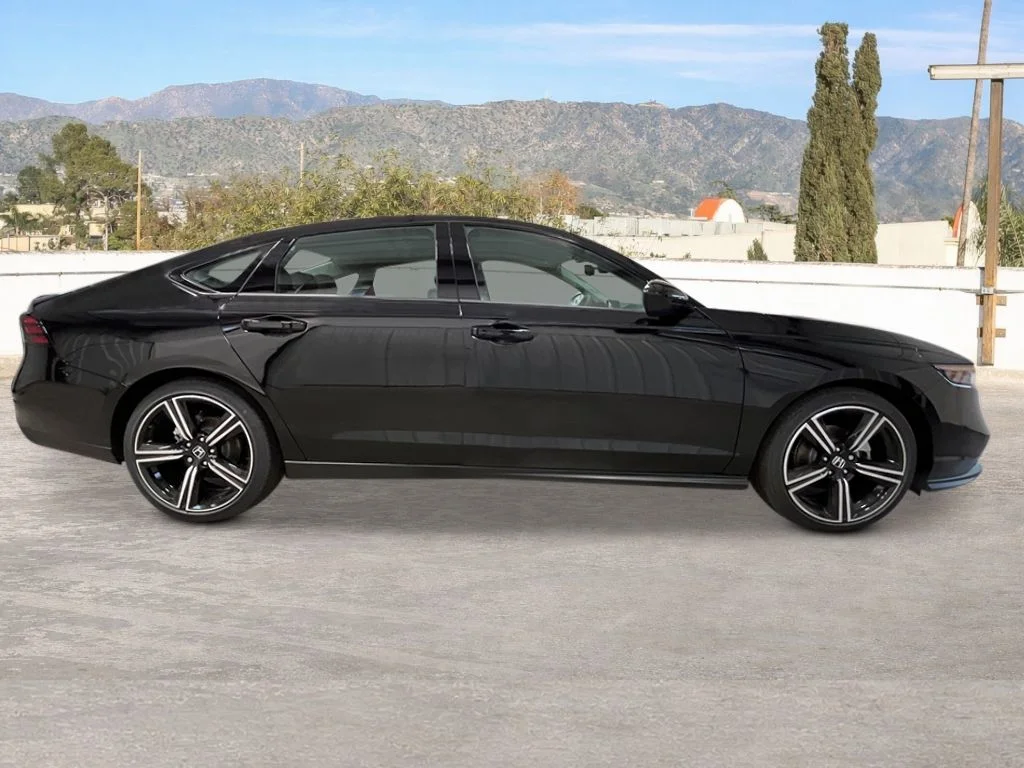 New 2026 Crystal Black Pearl Honda SE image 7