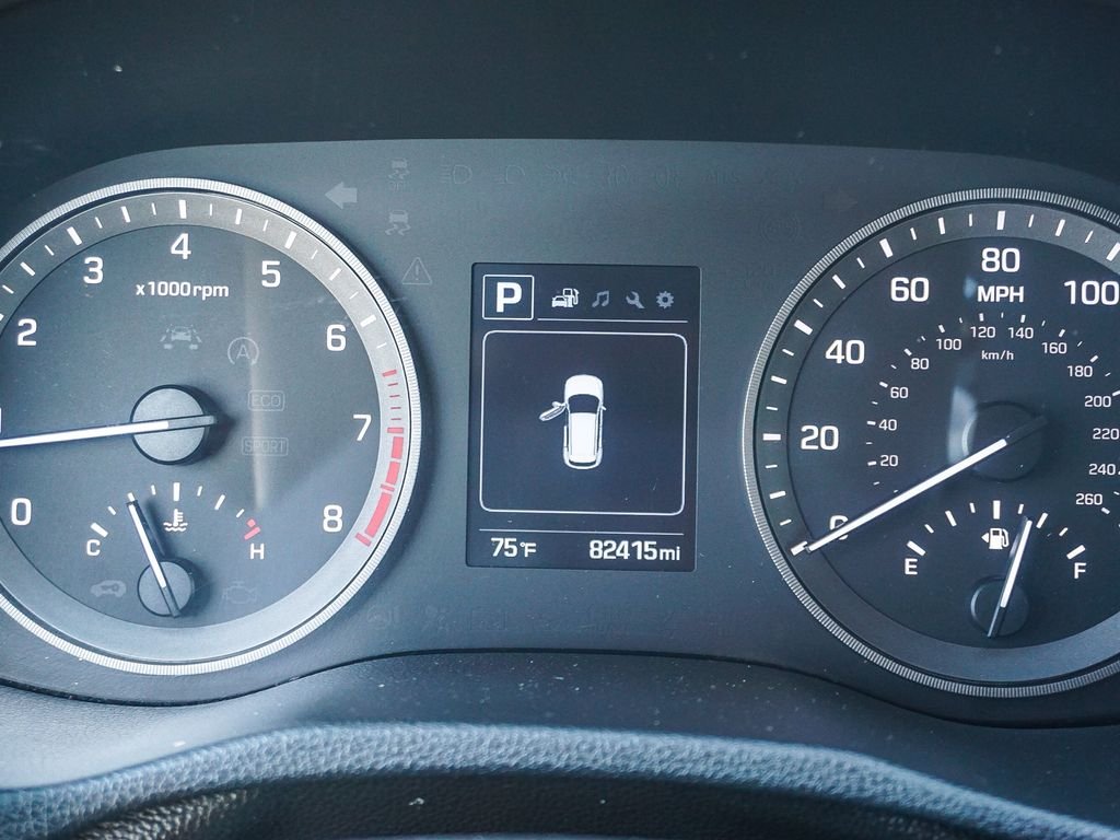Used 2018 Black Hyundai SEL image 22