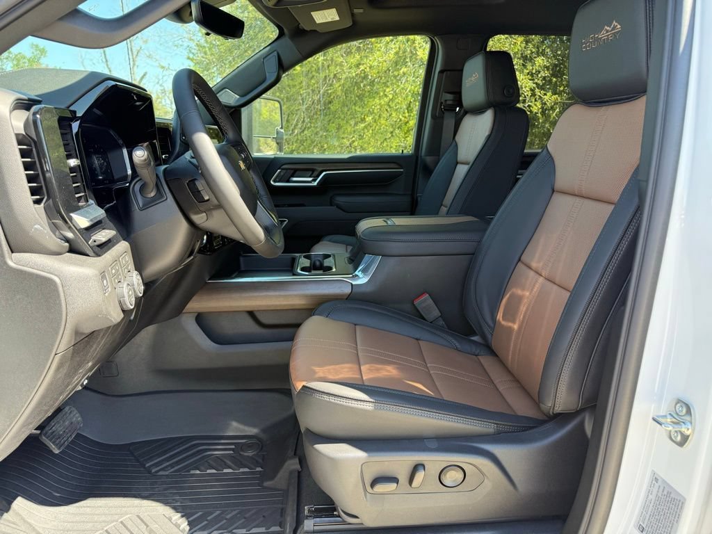 2026 Chevrolet Silverado 2500 HD High Country - Photo 12