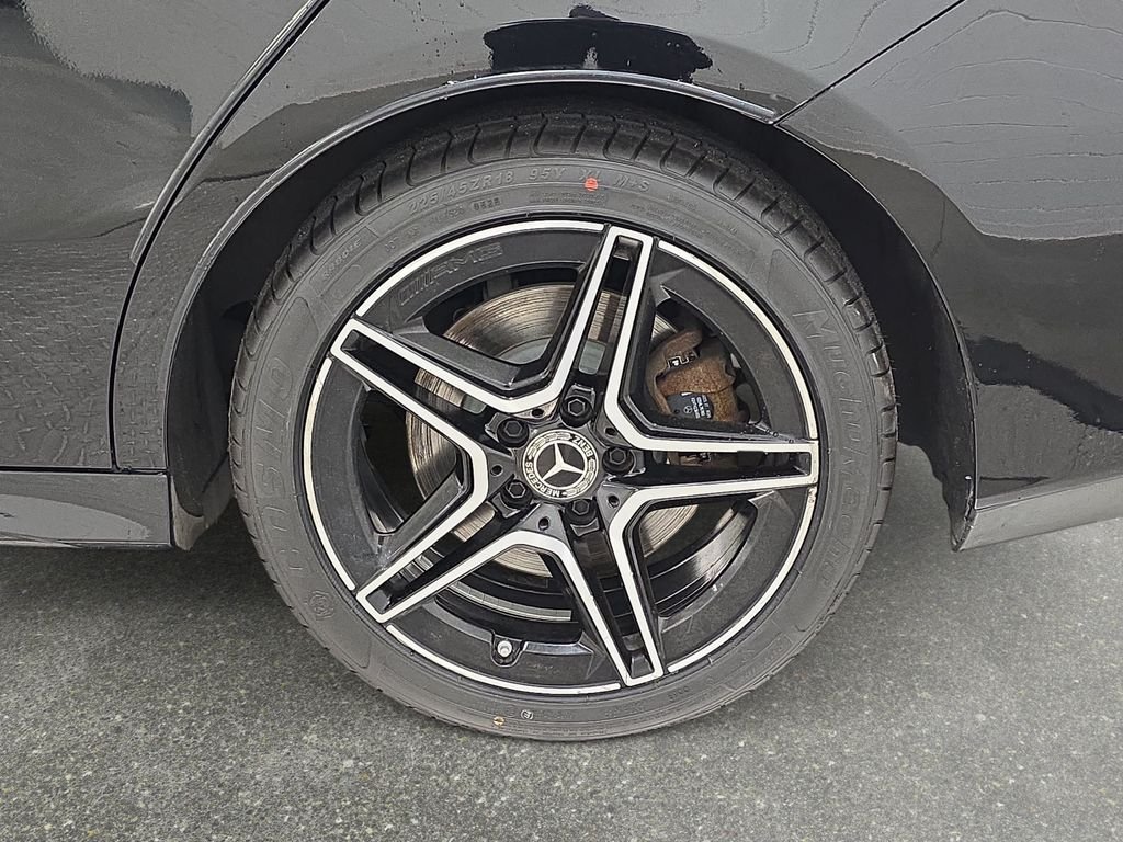 Used 2022 Black Mercedes-Benz CLA 250 image 30