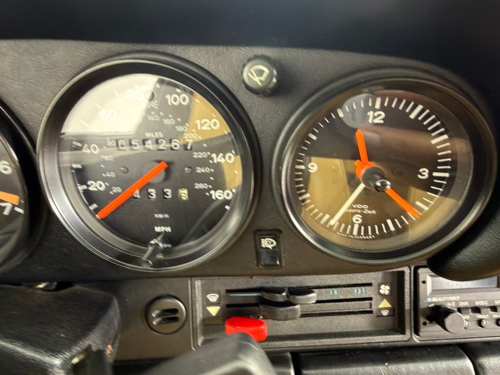 Used 1987 Red Porsche Turbo image 29