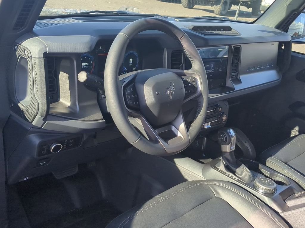New 2025 Carbonized Gray Metallic Ford Badlands® image 41