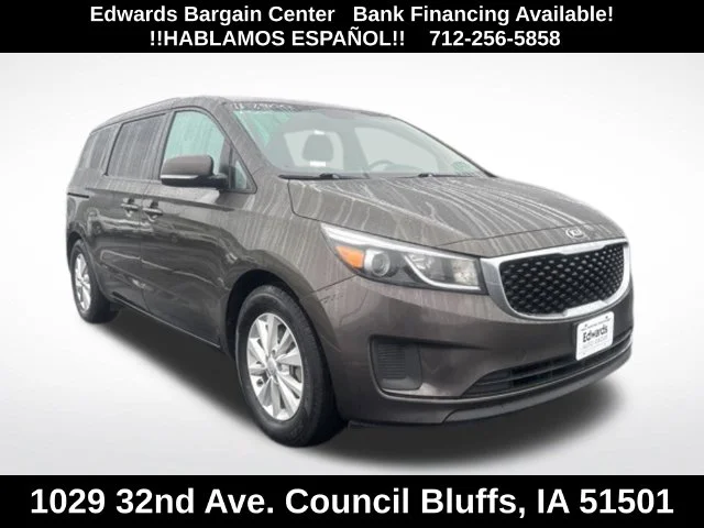 Used 2016 Silver Kia LX image 1