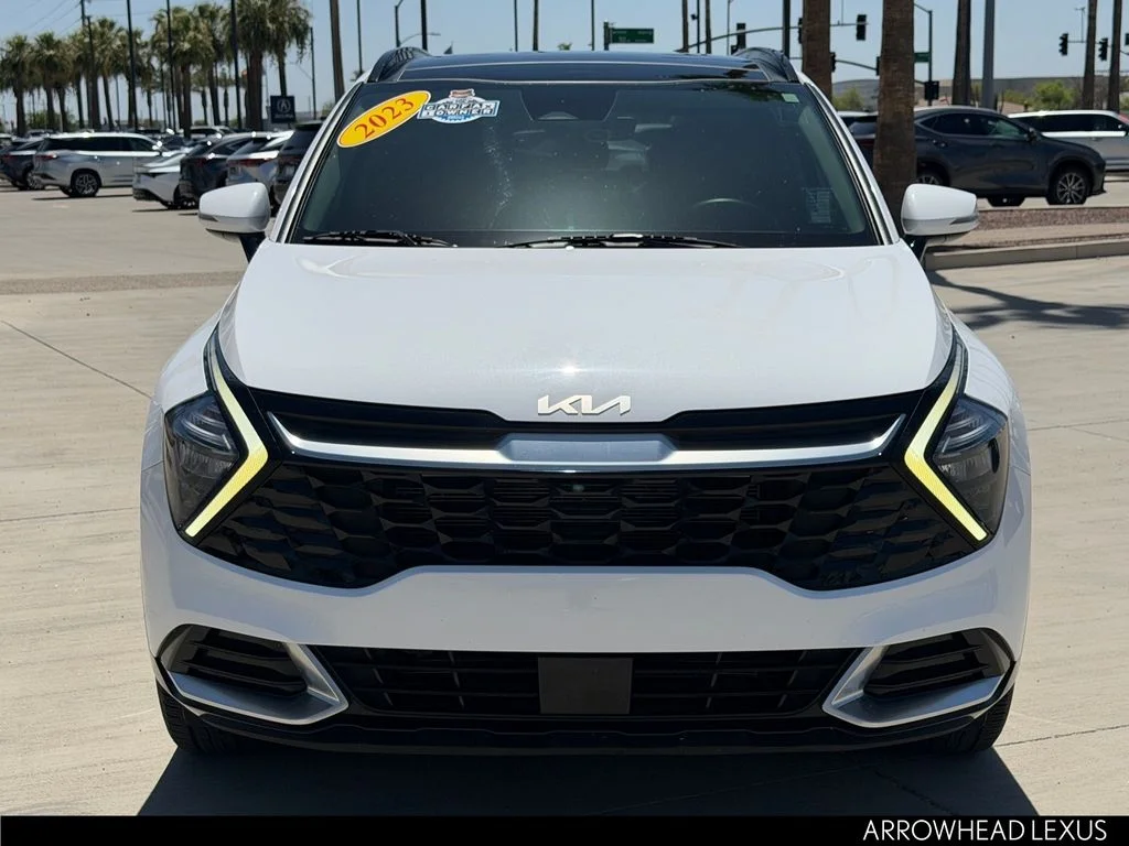 Used 2023 White Kia SX image 9