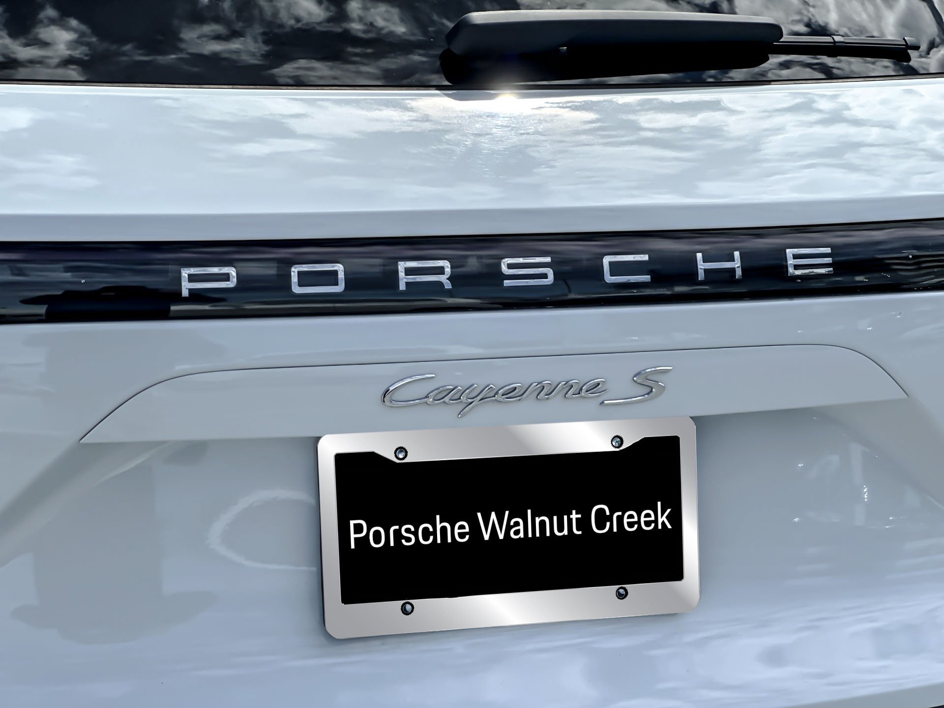 Certified Used 2022 White Porsche S image 23