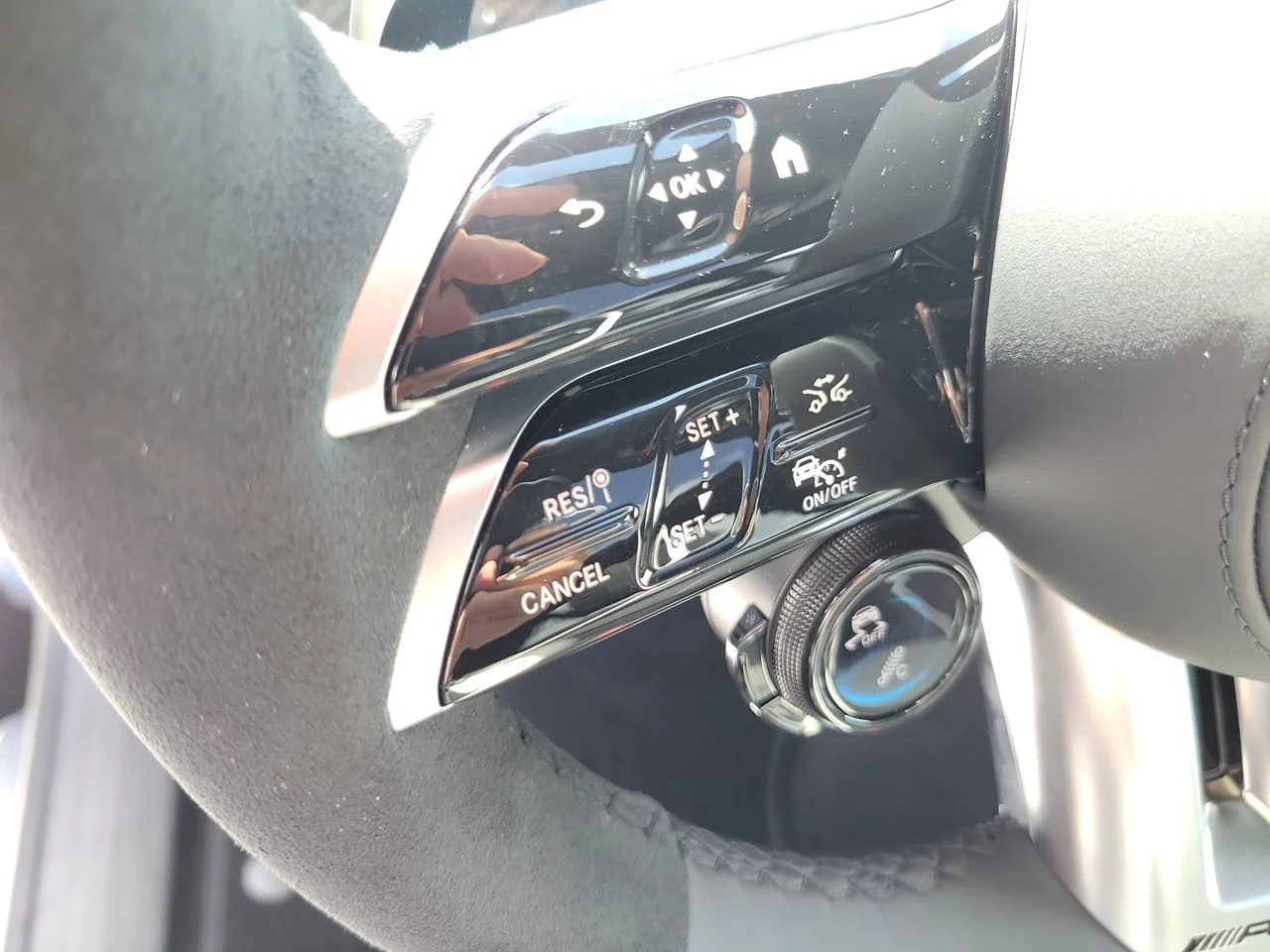 New 2026 Obsidian Black Metallic Mercedes-Benz AMG® GLE 63 S 4MATIC+ SUV image 28