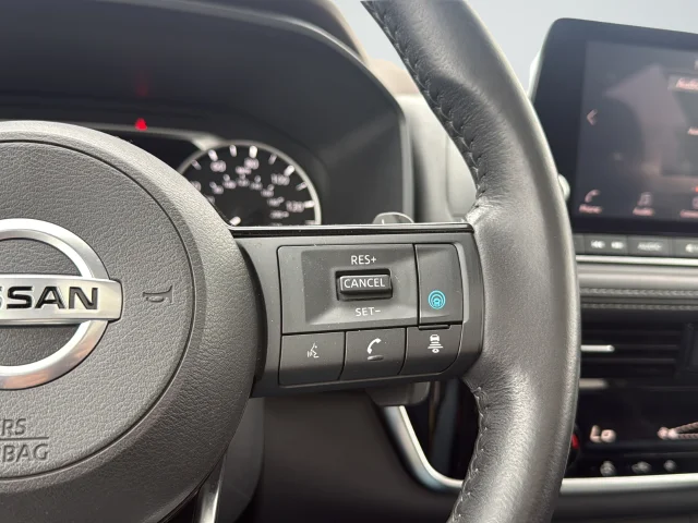 Used 2021 Red Nissan SV image 15