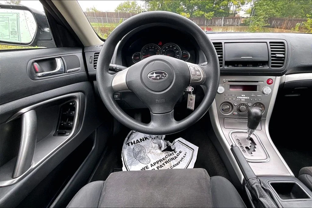Used 2009 Gray Subaru 2.5i image 4