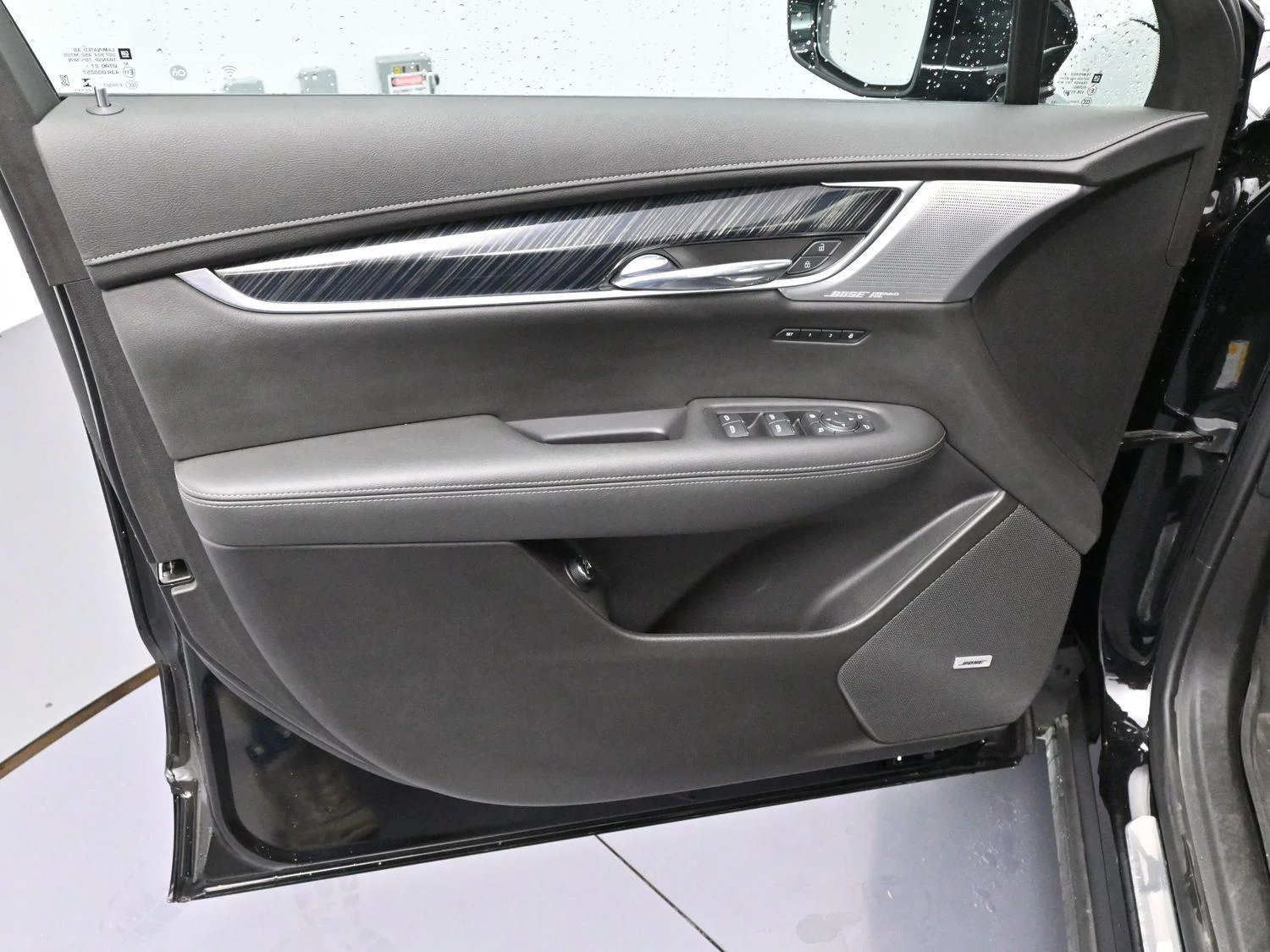 Used 2024 Stellar Black Metallic Cadillac Premium Luxury image 12