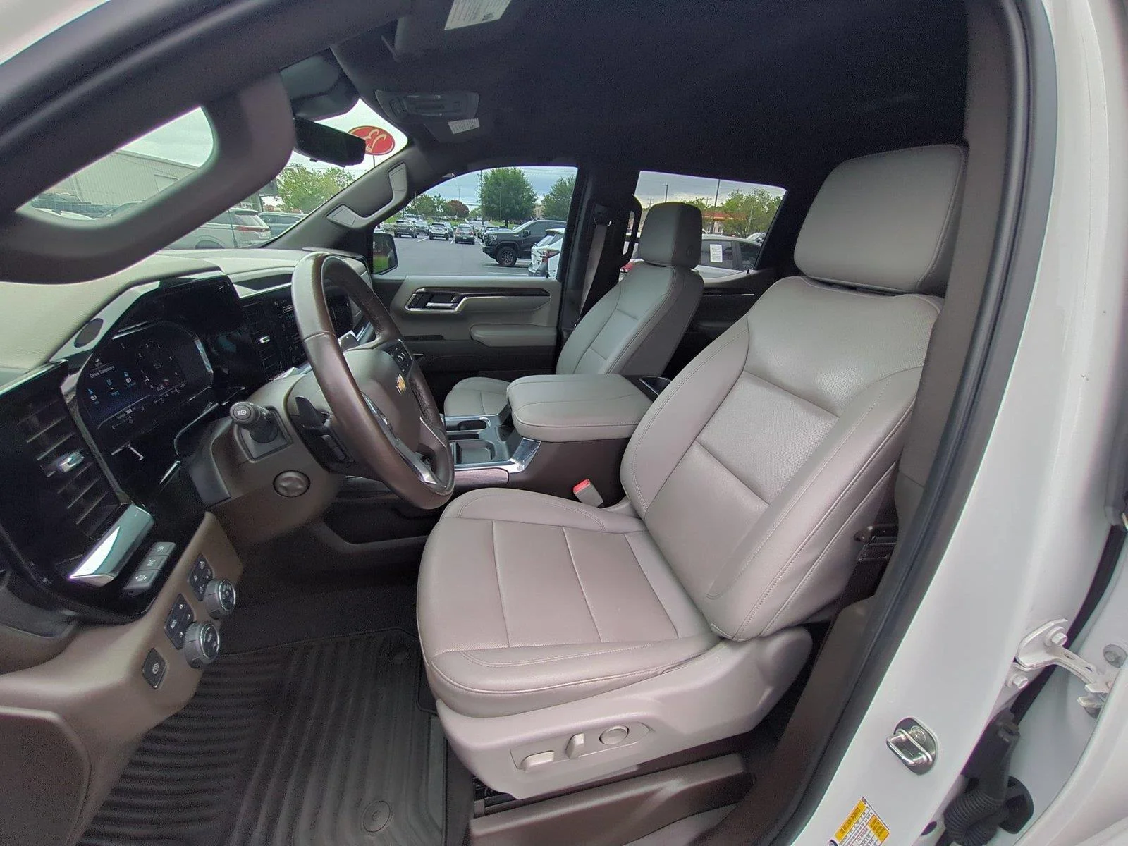 Used 2023 Summit White Chevrolet LTZ image 18