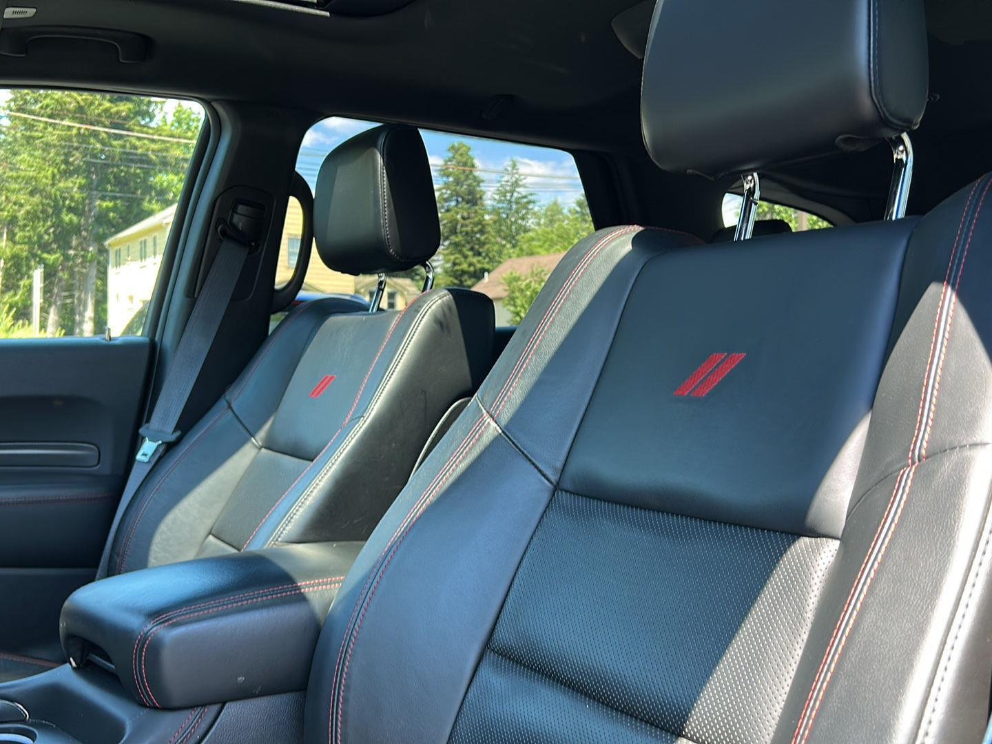 Used 2025 Vapour Grey Dodge R/T image 9