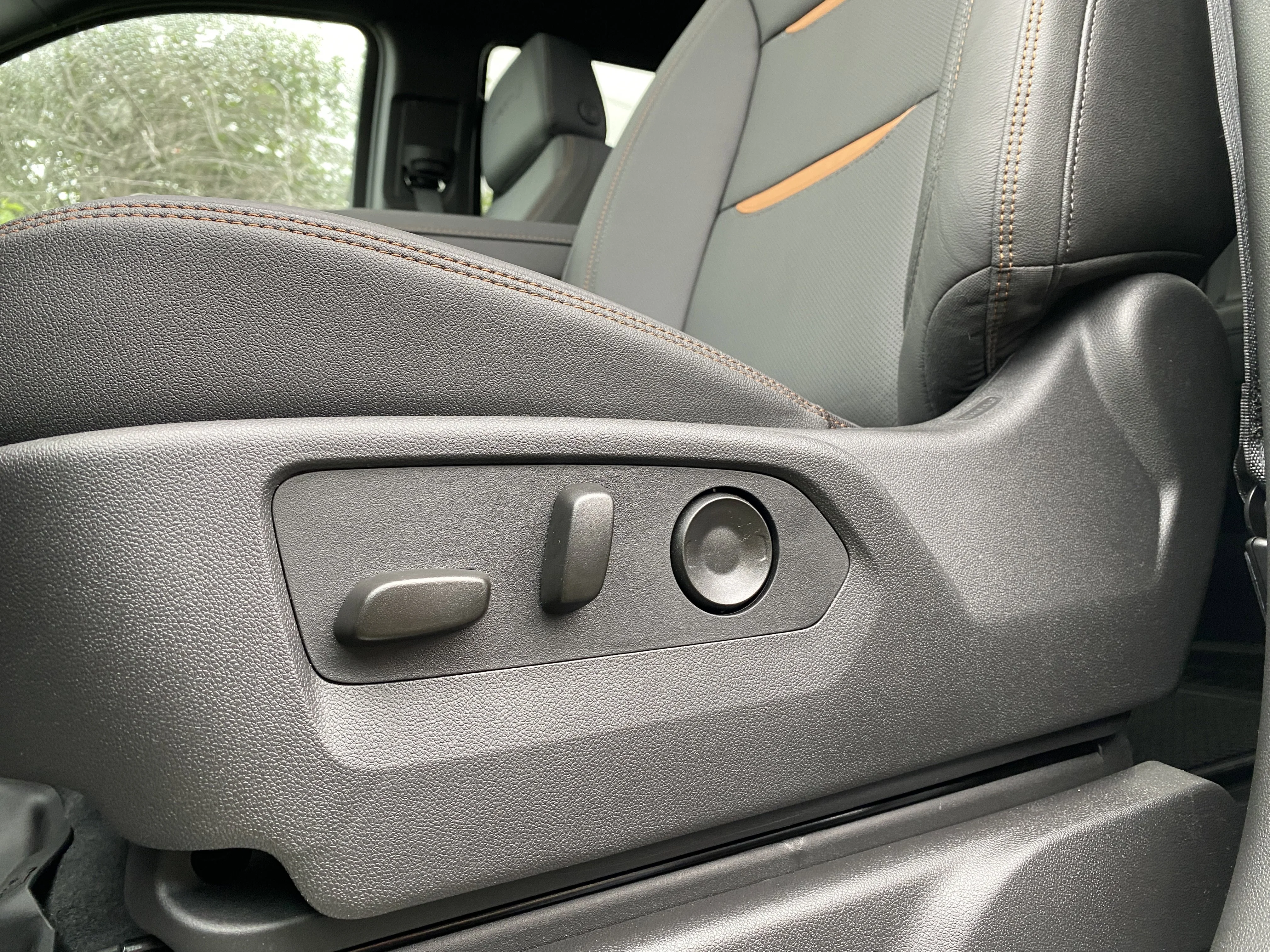 New 2026 STERLING METALLIC GMC AT4 image 25