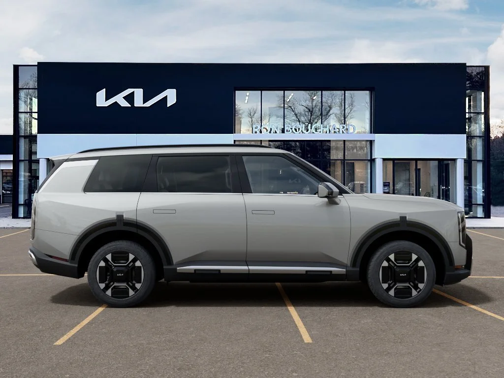 New 2027 Ivory Silver Kia EX image 7