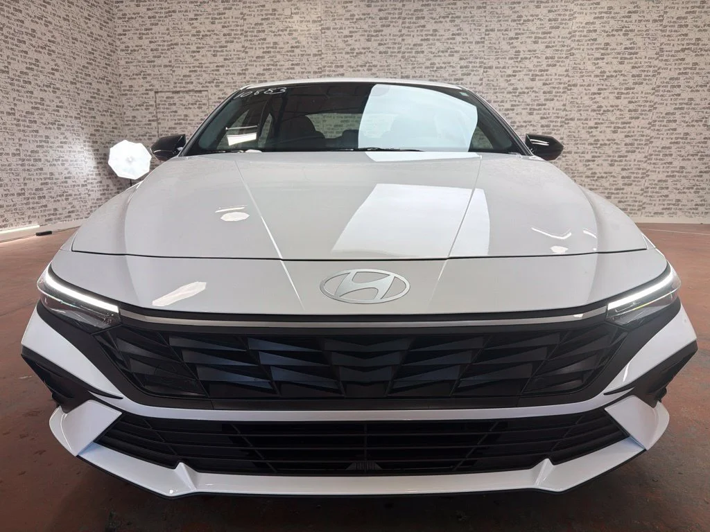 New 2026 Serenity White Hyundai SEL Sport image 2