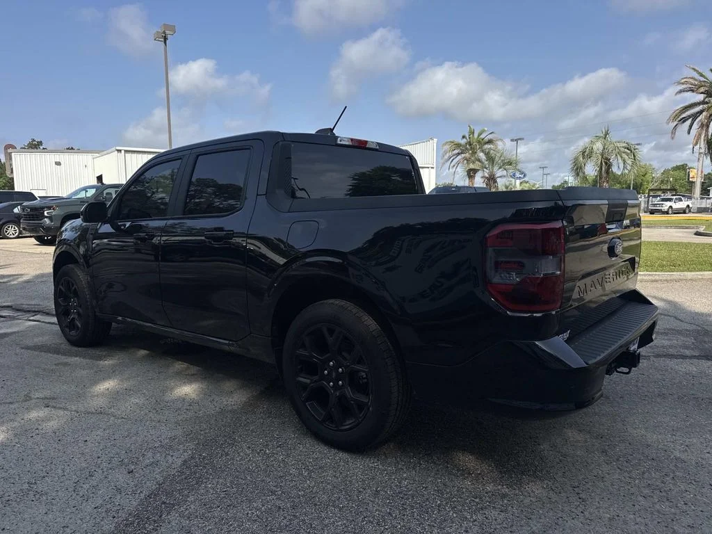 Certified Used 2025 Shadow Black Ford Lobo Standard image 10