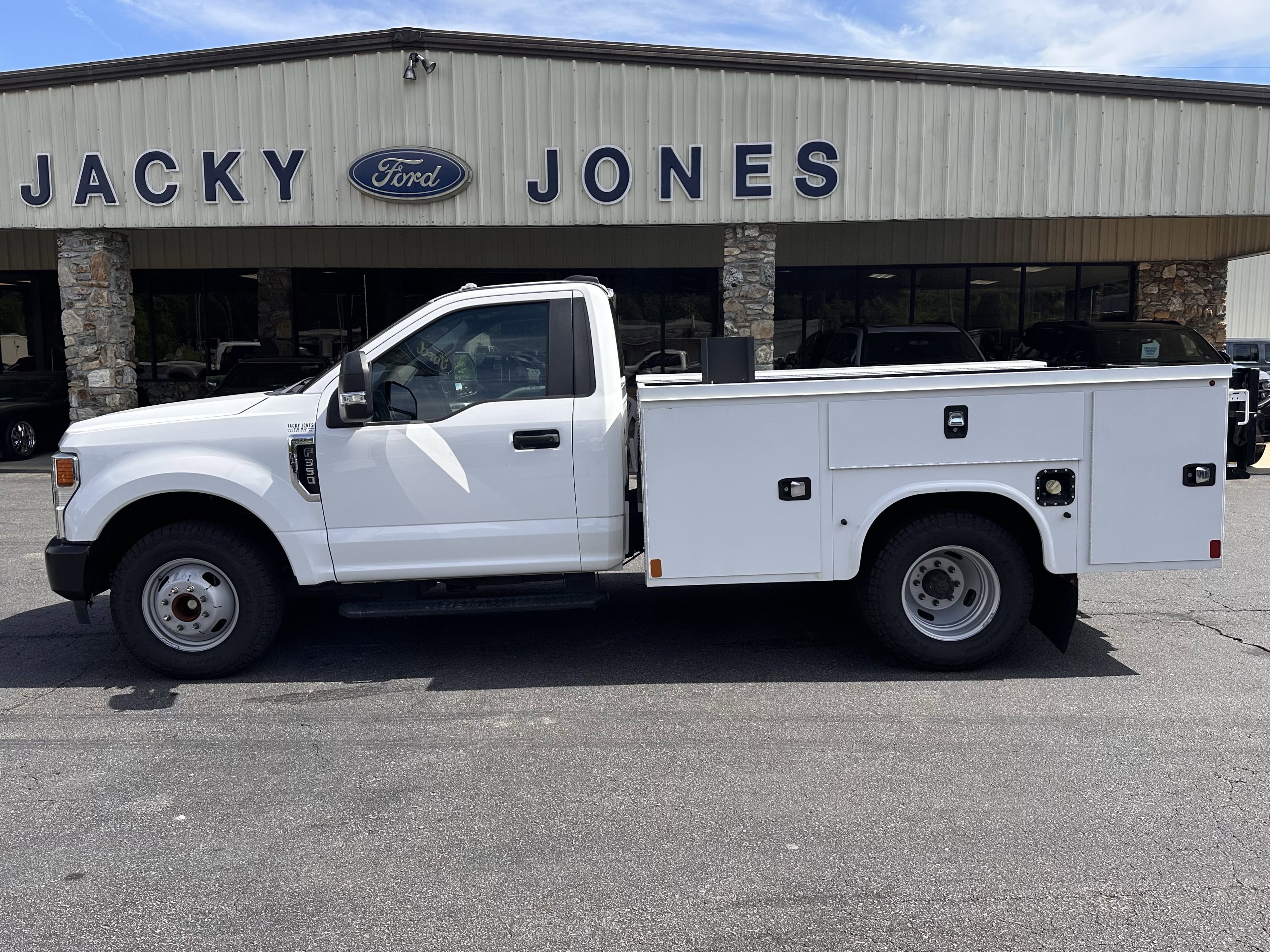 Used 2022 Oxford White Ford XL 9ft Utility Body W/TommyLift image 1