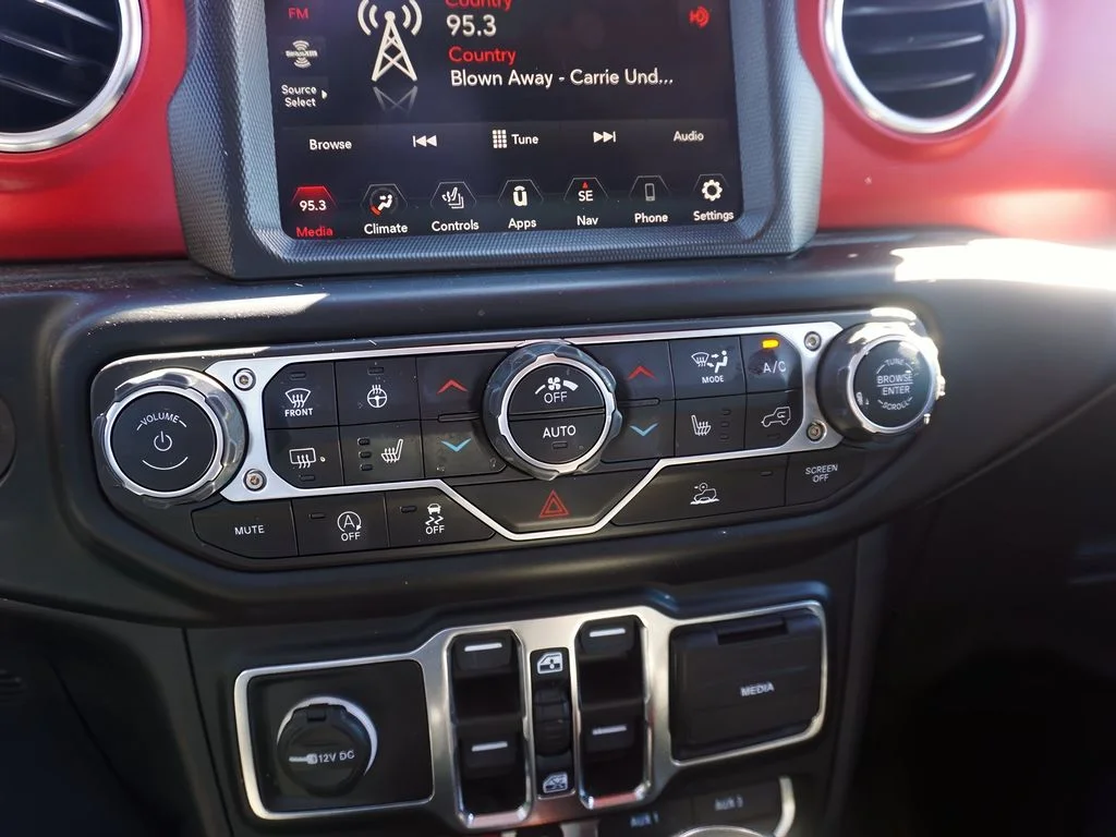 2023 Jeep Wrangler 4-Door Rubicon - Photo 25