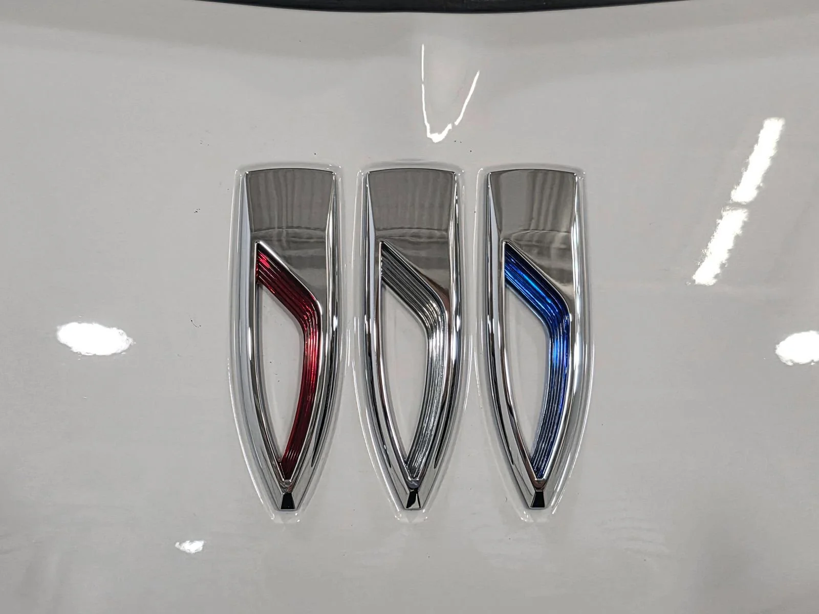 New 2026 Summit White Buick Preferred image 13