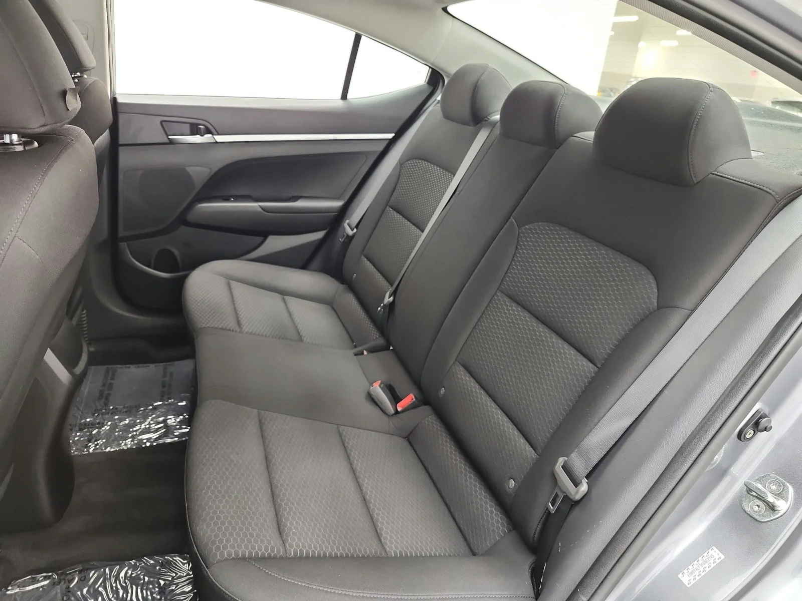 Used 2019 Galactic Gray Hyundai SE Auto image 13