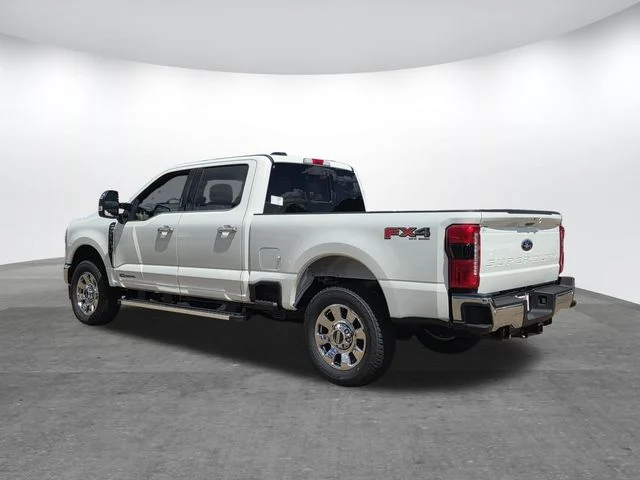 New 2026 Star White Metallic Tri-Coat Ford F-250® Lariat® image 25