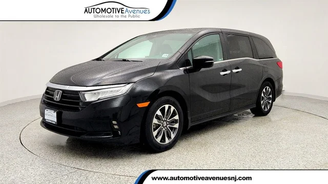 2024 Honda Odyssey EX-L Automatic w/ Leather Seats, Tri-Zone Climate & Pwr Tailgate
